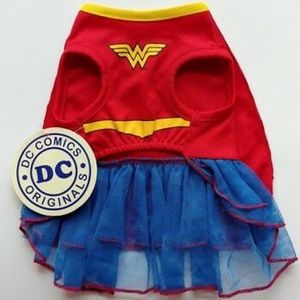Brand new Dogs DC Comics wonderwoman costume